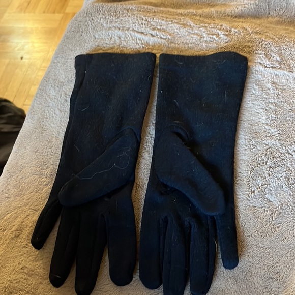 🥳Host Pick🎉 Vintage 80s wool stretch gloves with rhinestones - Picture 2 of 5